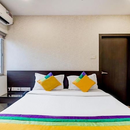 Itsy Hotels Neeranand Plaza Calcutta Buitenkant foto