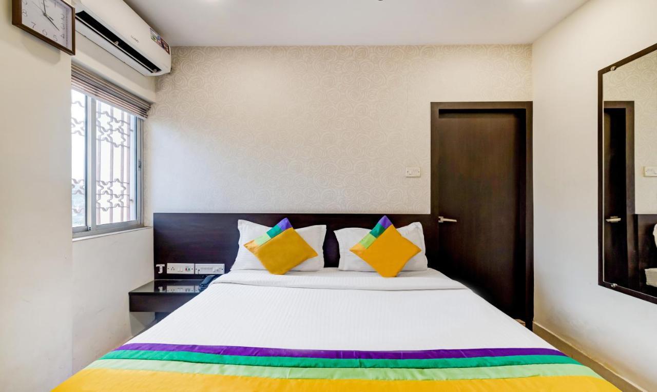 Itsy Hotels Neeranand Plaza Calcutta Buitenkant foto