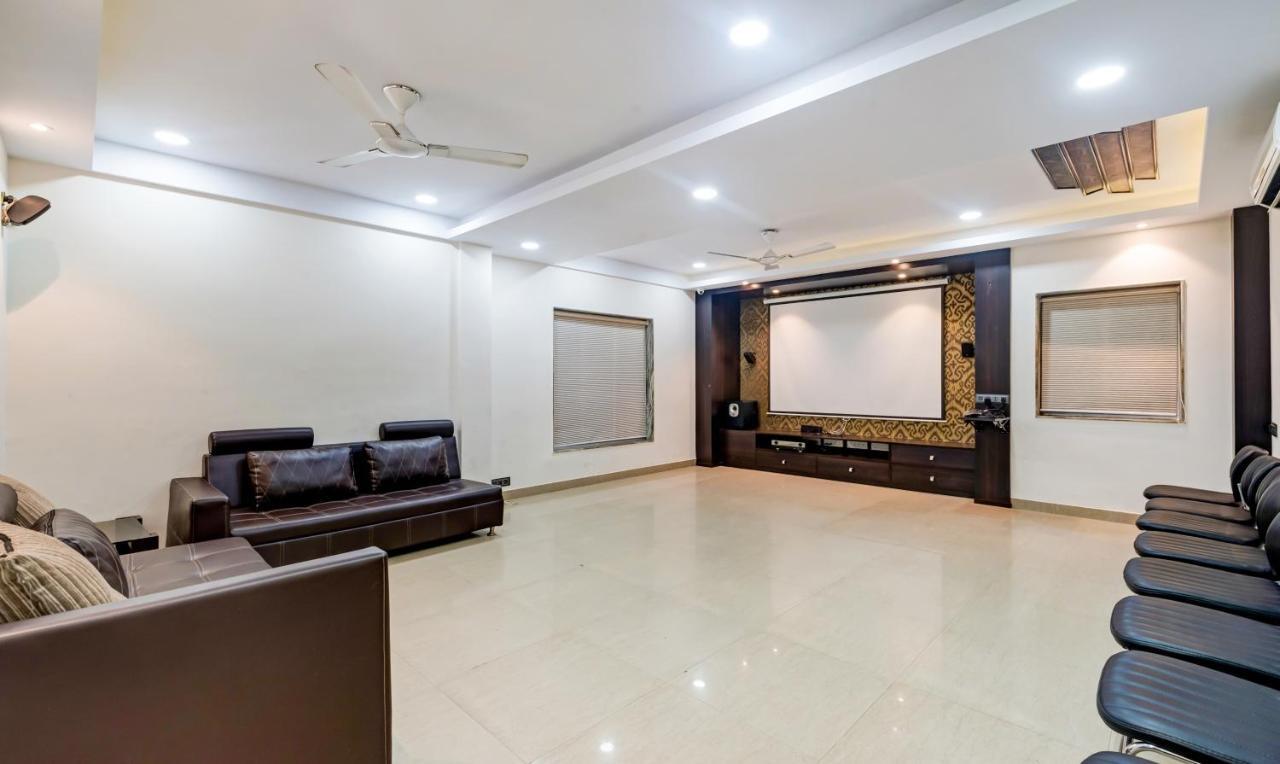 Itsy Hotels Neeranand Plaza Calcutta Buitenkant foto