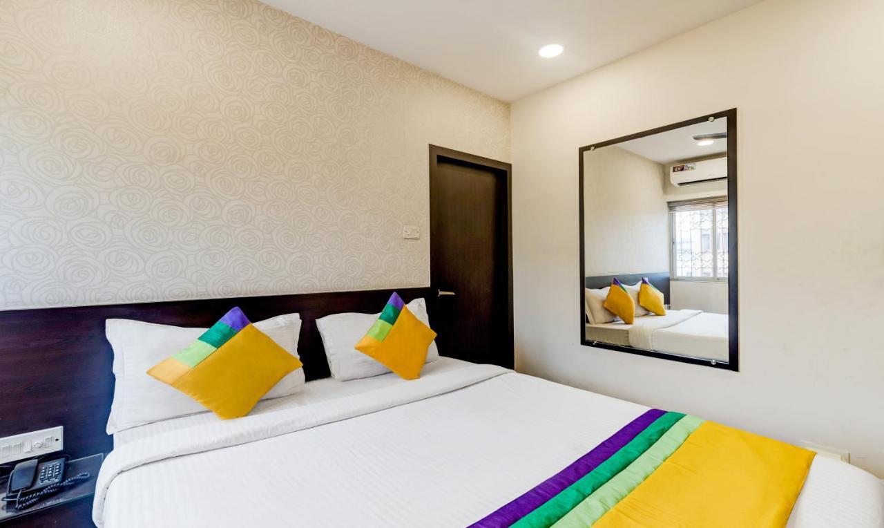 Itsy Hotels Neeranand Plaza Calcutta Buitenkant foto